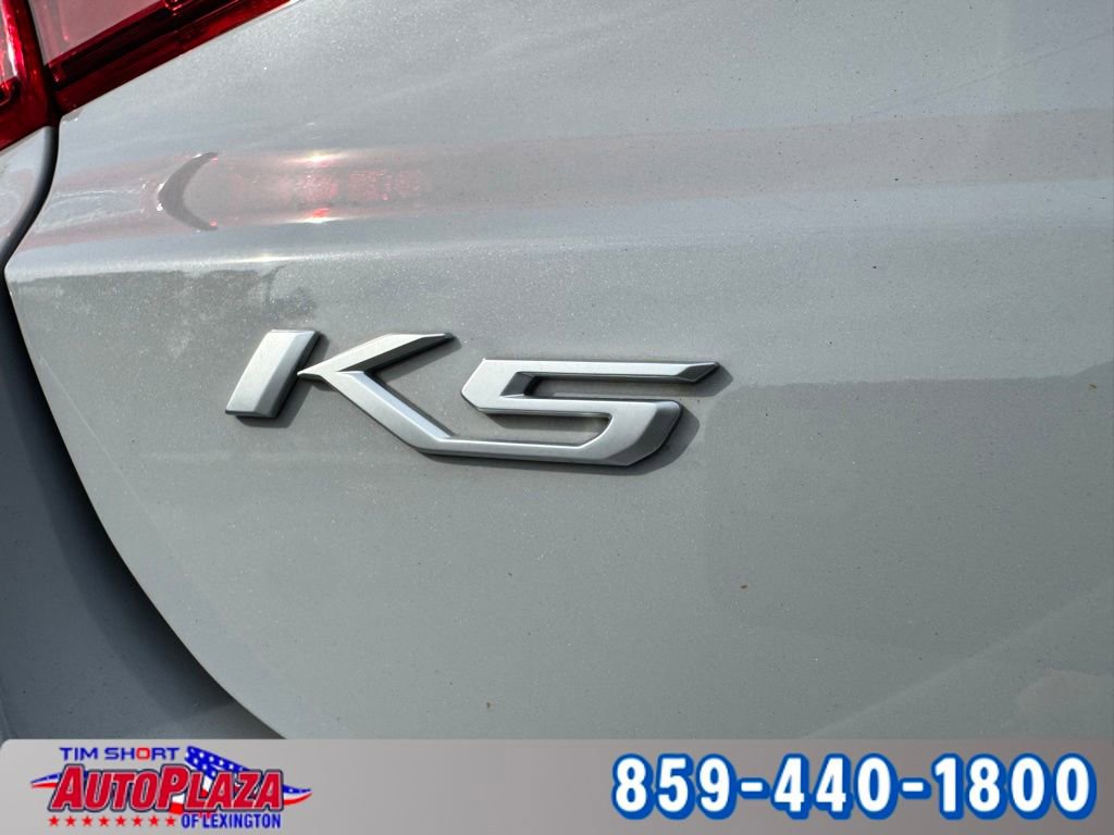 Used 2022 Kia K5 GT-Line FWD image 15