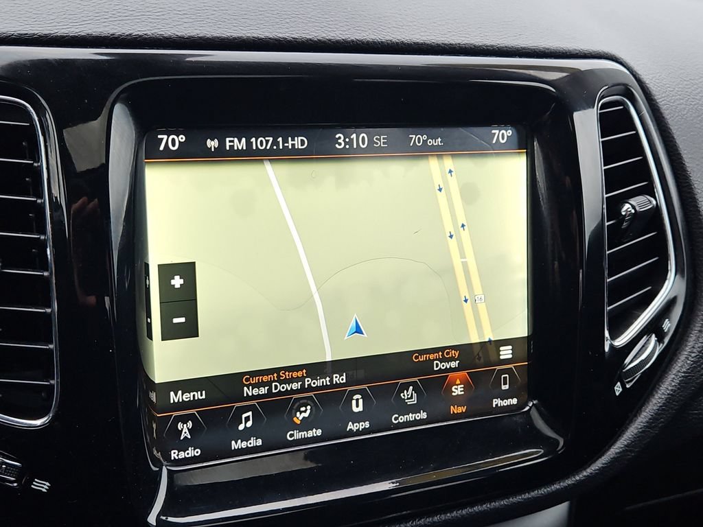 Used 2017 Jeep Compass Limited w/ Navigation Group AWD/4WD image 17