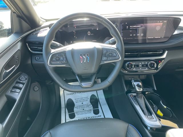 Used 2024 Buick Envista Sport Touring w/ Convenience I Package FWD image 12
