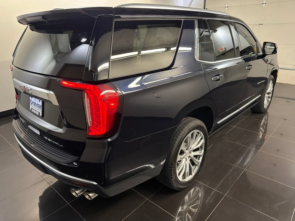 Used 2021 GMC Yukon Denali w/ Denali Premium Package AWD/4WD image 6