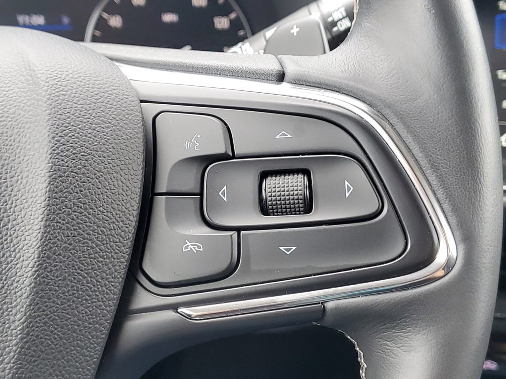 Used 2022 Buick Envision Preferred FWD image 22