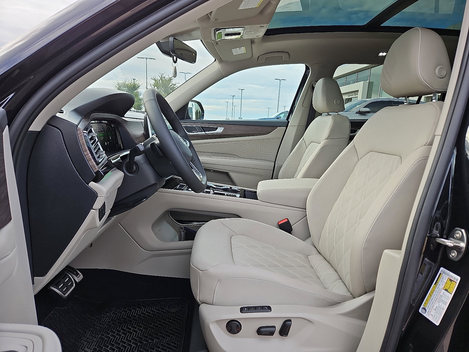 New 2026 Volkswagen Atlas SEL Premium R-Line image 12