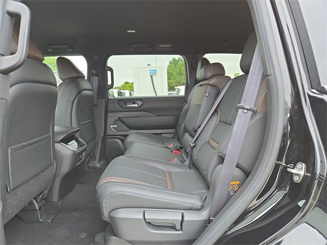 New 2026 Nissan Armada SL image 14