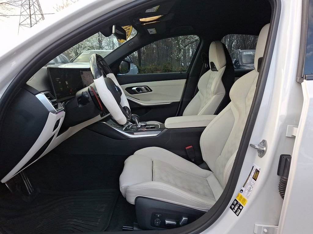 Used 2023 BMW M3 Competition w/ M Carbon Exterior Package image 19