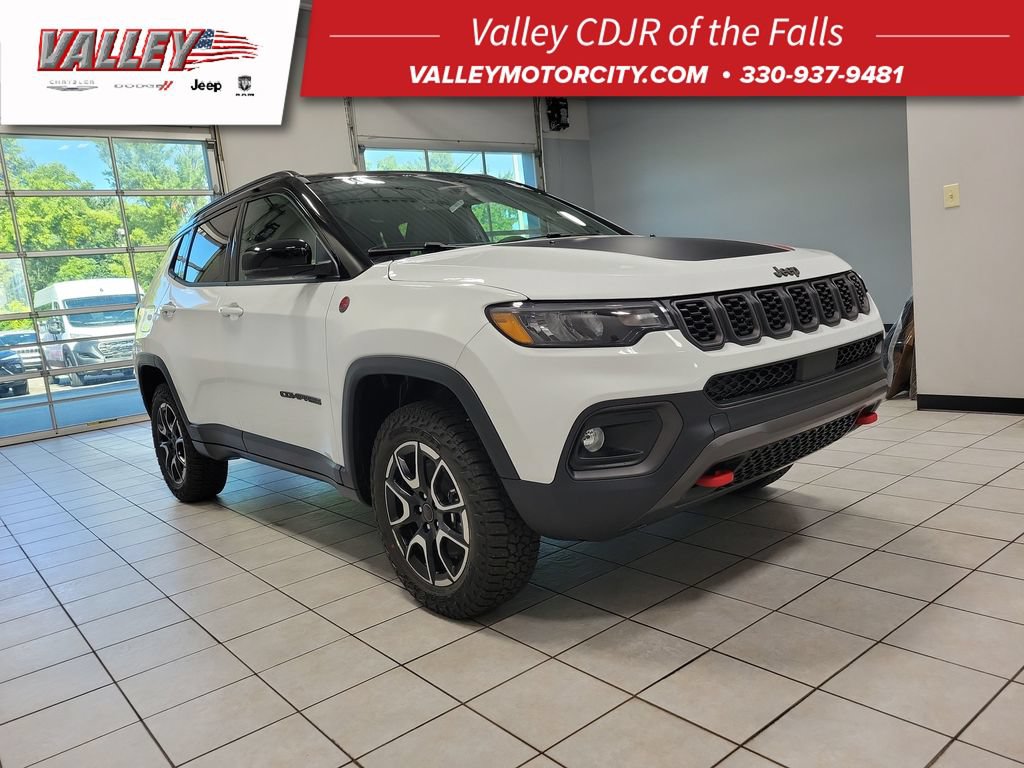 New 2026 Jeep Compass Trailhawk AWD/4WD image 1