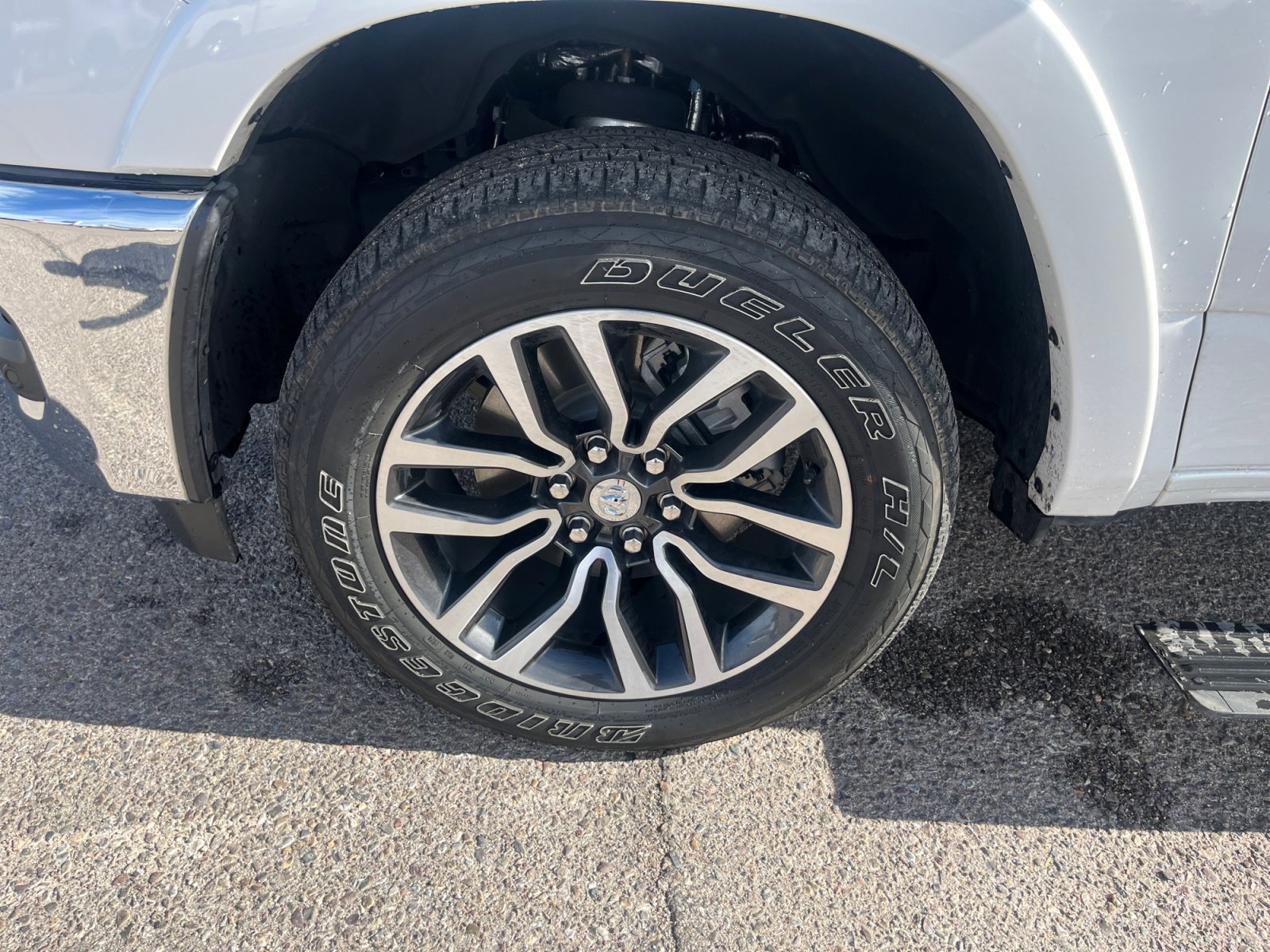 Used 2025 RAM 1500 Limited image 25