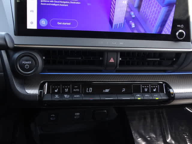 Used 2024 Toyota Prius Limited w/ Limited Premium Package image 31