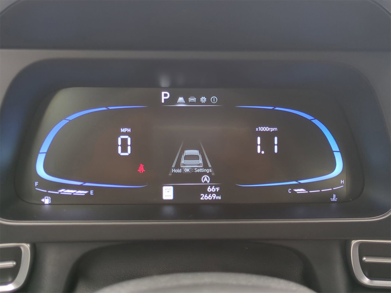 New 2025 Hyundai Elantra SE image 37