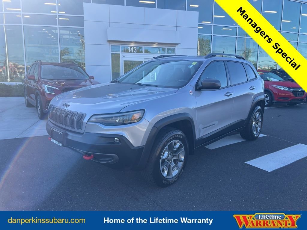 Used 2019 Jeep Cherokee Trailhawk image 1