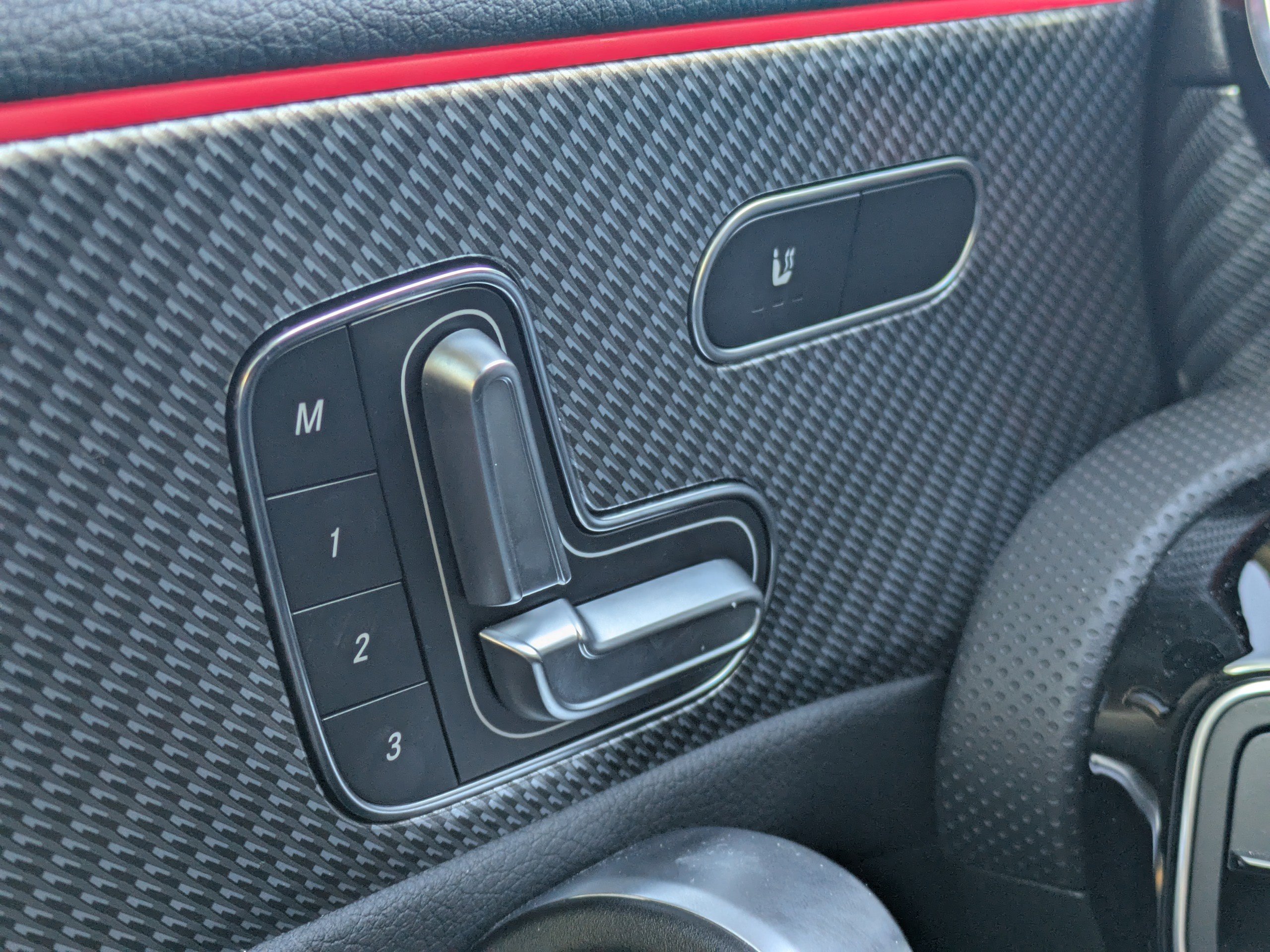 Used 2024 Mercedes-Benz CLA 250 image 25