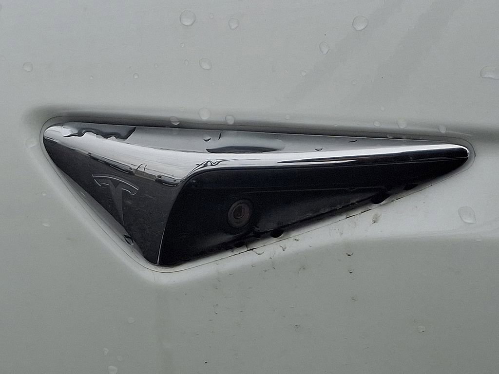 Used 2019 Tesla Model 3 Long Range image 27