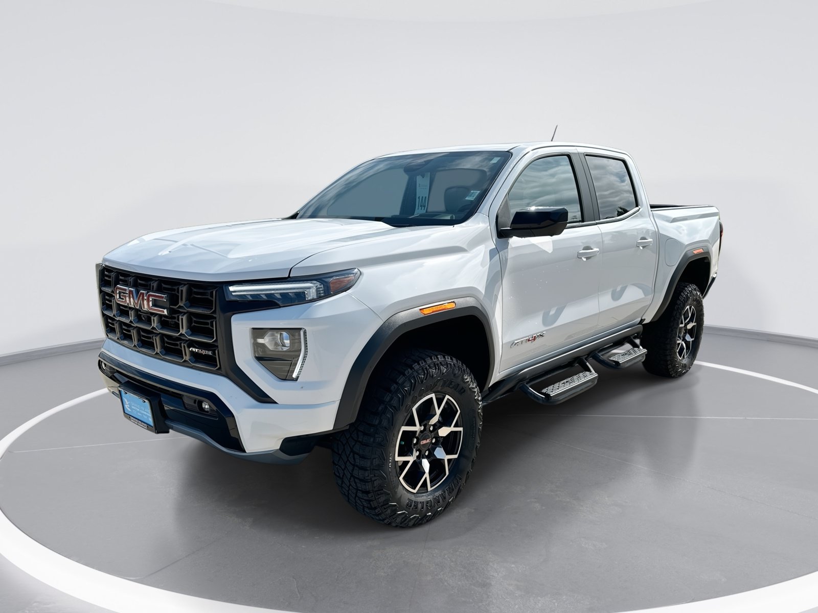 Used 2024 GMC Canyon AT4X AWD/4WD image 1