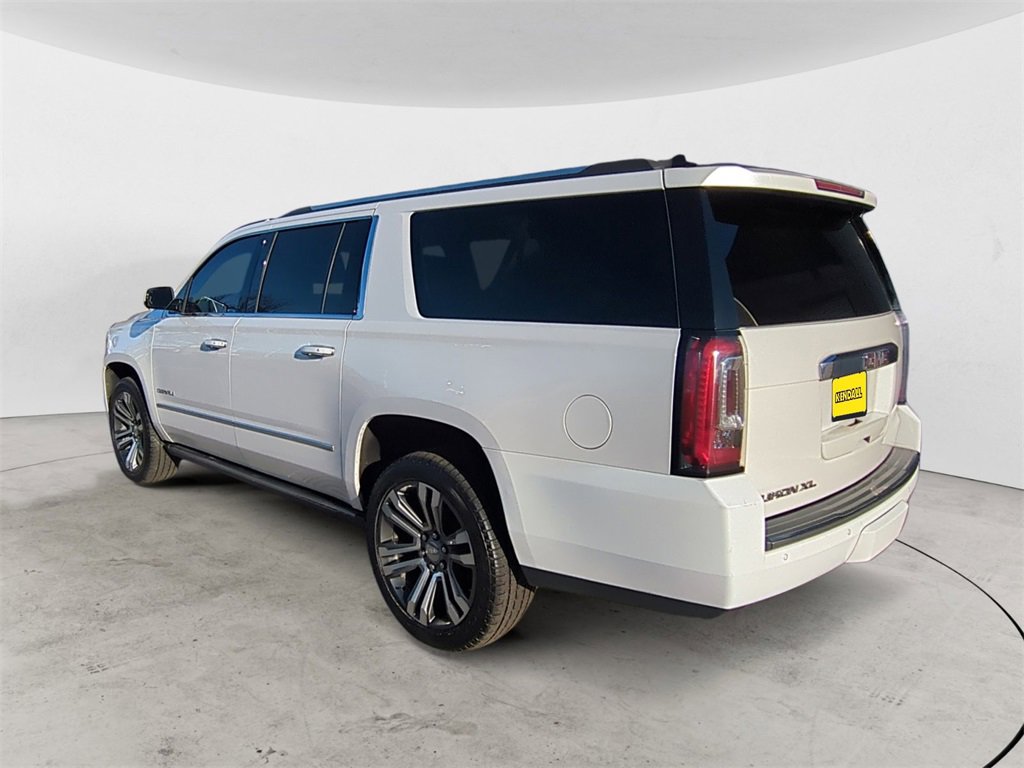 Used 2018 GMC Yukon XL Denali image 3