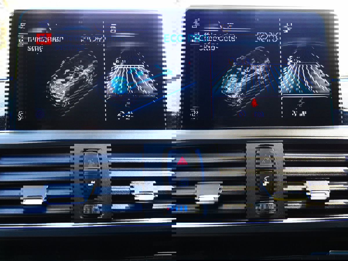 Used 2015 BMW 228i Convertible image 32