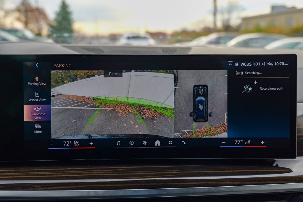 Used 2024 BMW X7 xDrive40i image 59