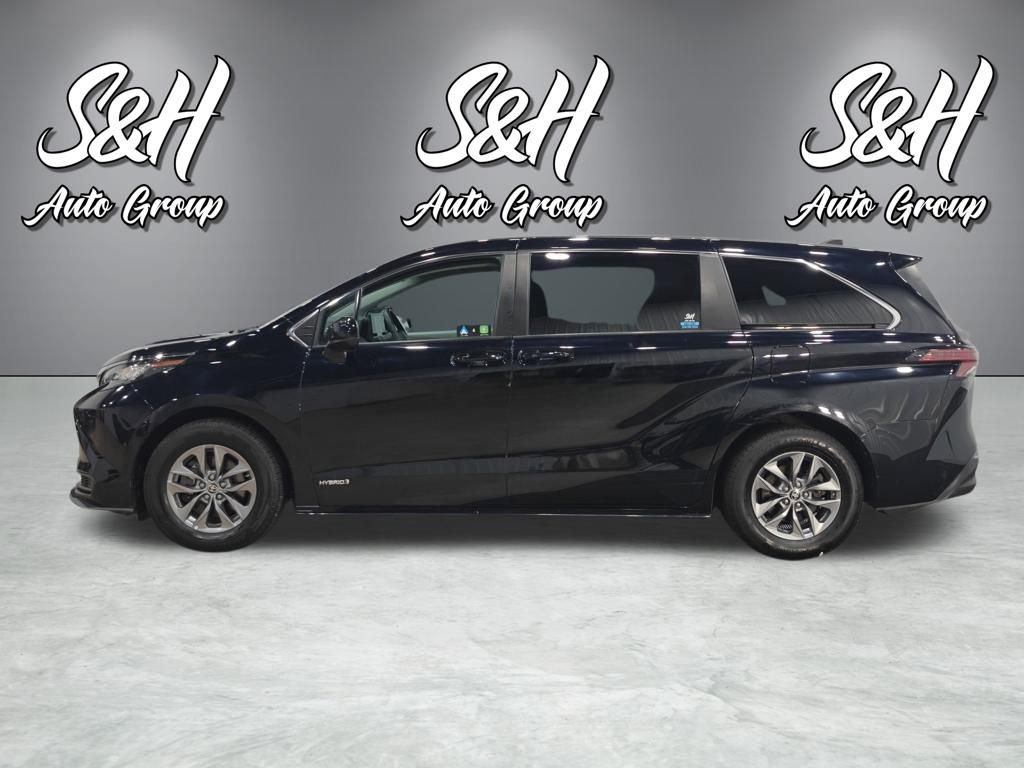 Used 2021 Toyota Sienna LE FWD image 15