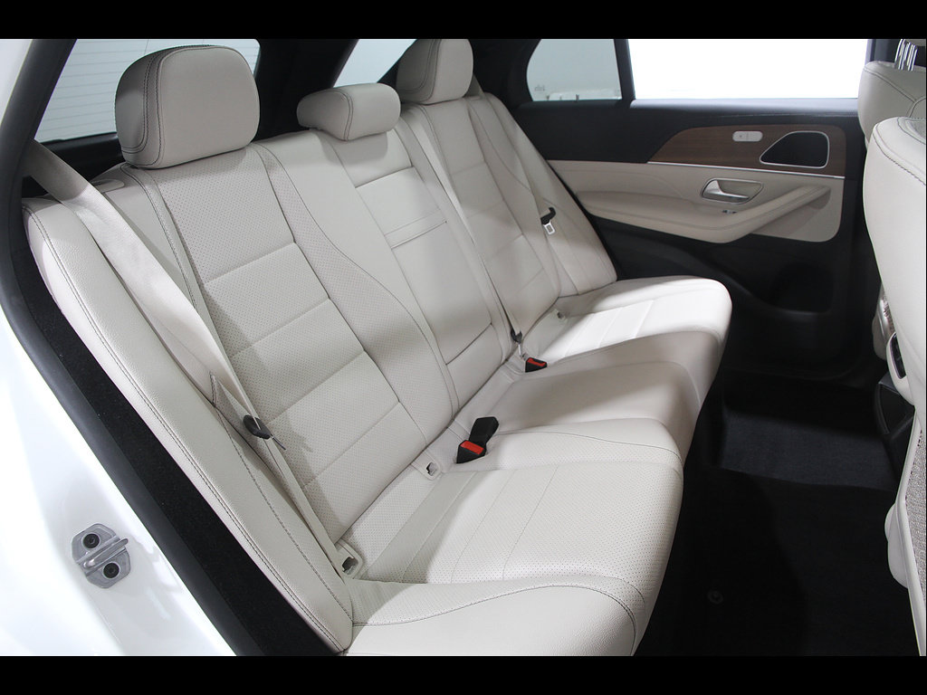 Used 2021 Mercedes-Benz GLE 350 4MATIC image 18