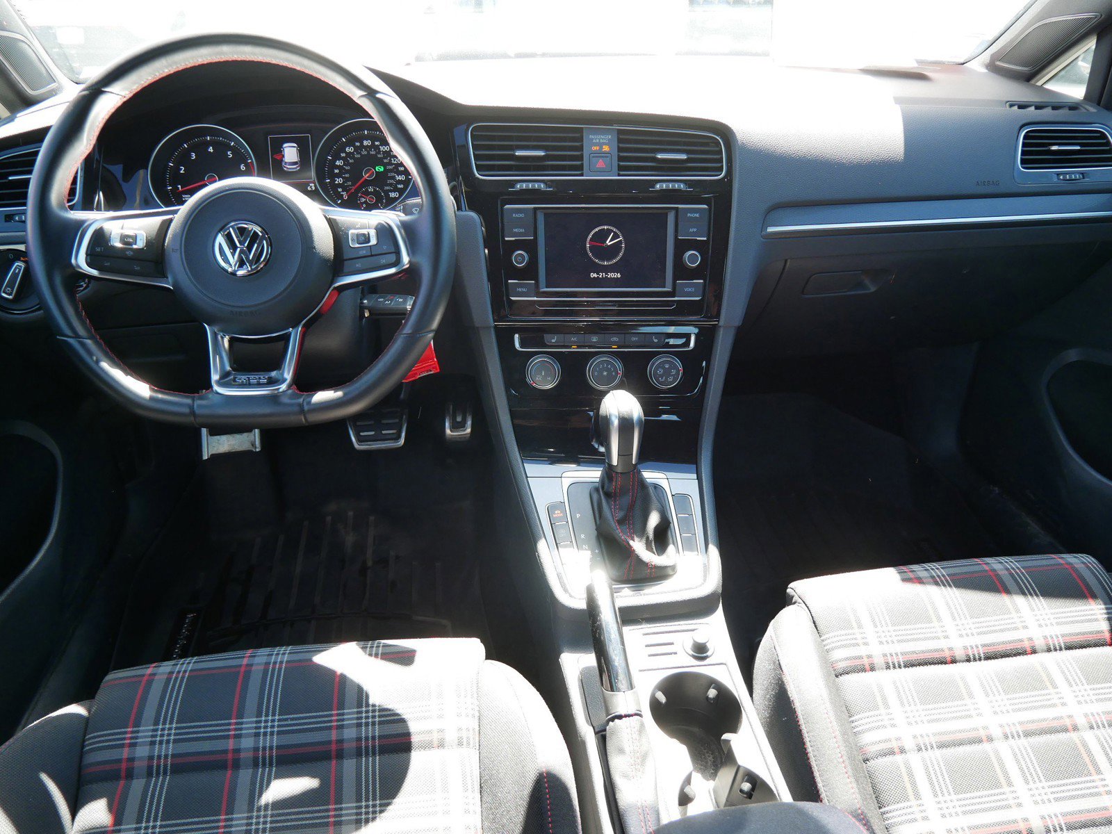 Used 2020 Volkswagen GTI S FWD image 13