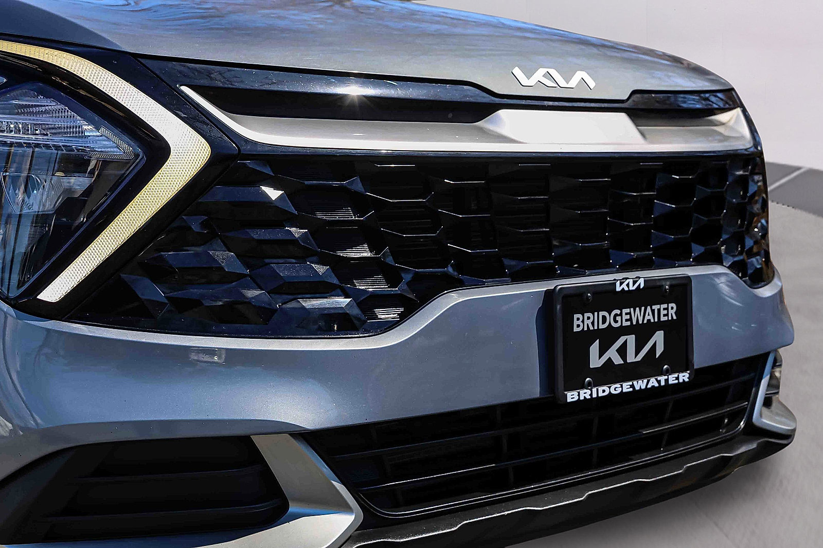 Certified 2023 Kia Sportage EX FWD image 30