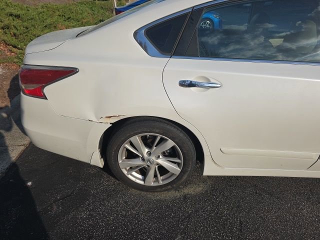 Used 2015 Nissan Altima 2.5 SL w/ Technology Package image 6