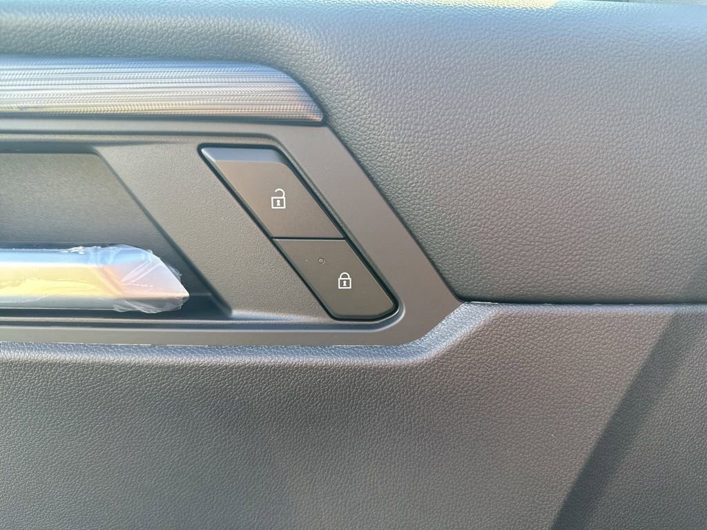 New 2025 GMC Acadia Elevation AWD/4WD image 20