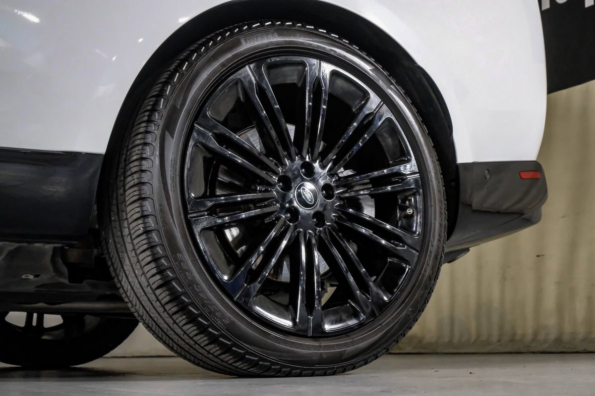 Used 2024 Land Rover Range Rover SE image 49