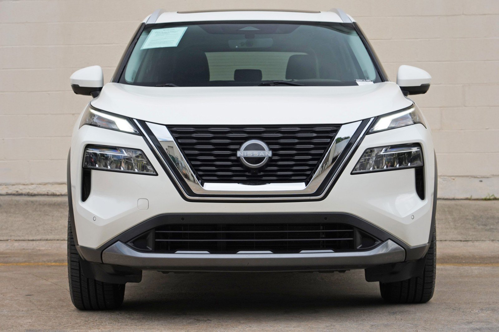 Used 2023 Nissan Rogue SL w/ SL Premium Package FWD image 6