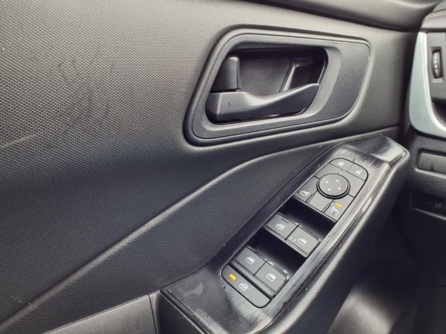 Used 2024 Nissan Rogue S image 17