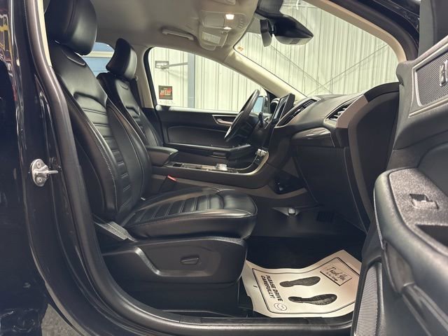Used 2024 Ford Edge SEL image 24