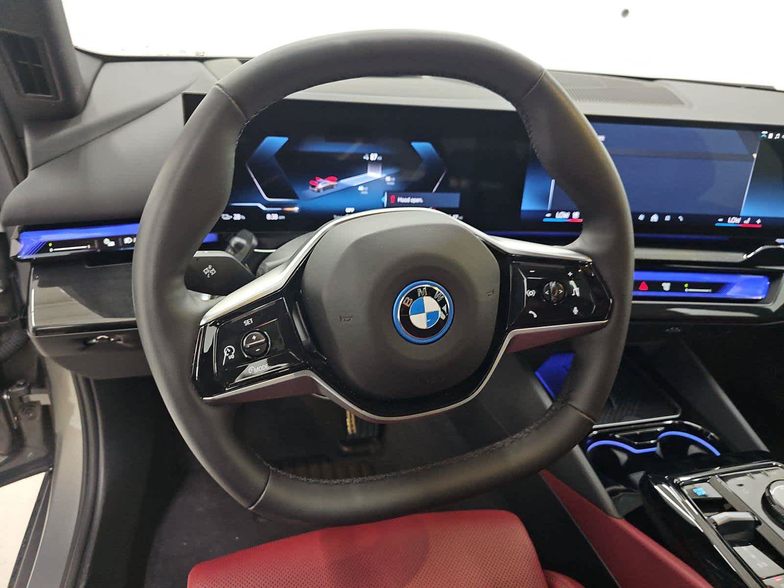 Used 2026 BMW i5 eDrive40 AWD/4WD image 6