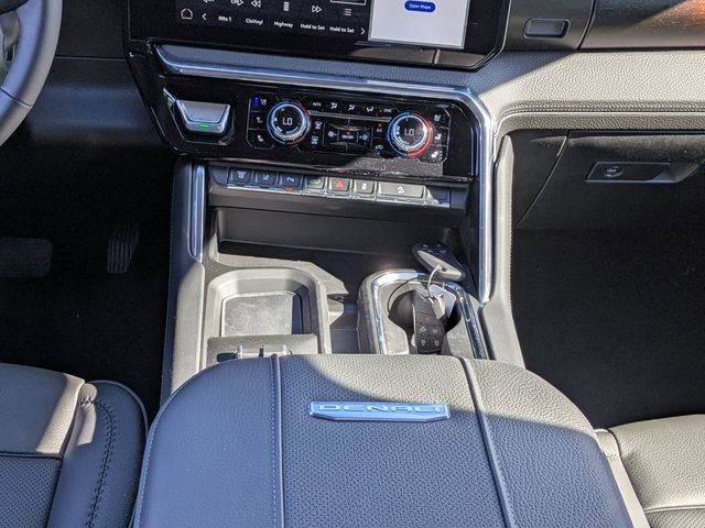 New 2026 GMC Sierra 2500 Denali w/ Denali Reserve Package image 18