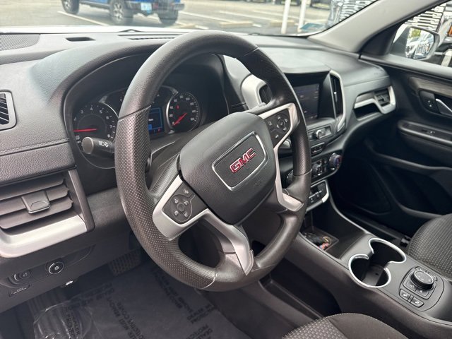 Used 2022 GMC Terrain SLE w/ Driver Convenience Package image 11