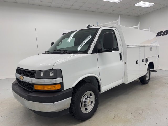 New 2025 Chevrolet Express 3500 w/ Power Convenience Package