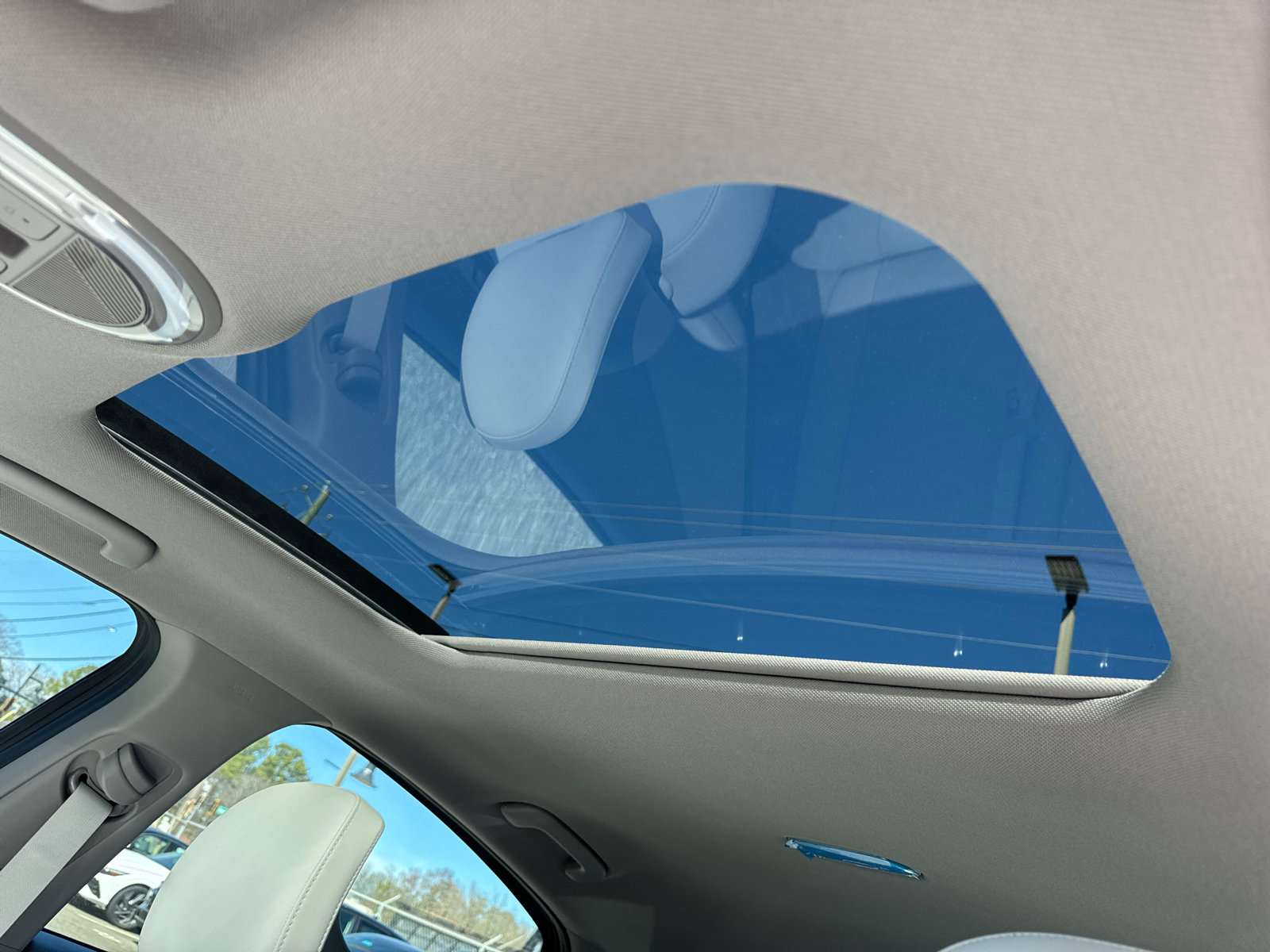 New 2025 Hyundai Ioniq 6 Limited image 24