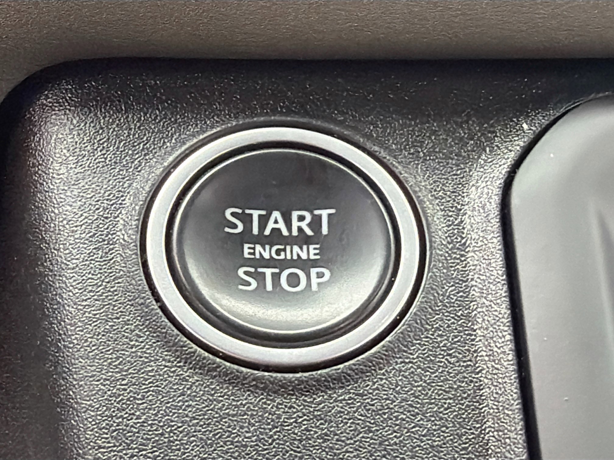 Used 2021 Land Rover Defender 110 S image 36