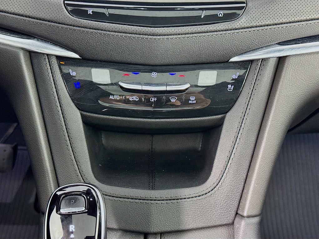 Used 2024 Cadillac XT5 Premium Luxury w/ Technology Package image 41