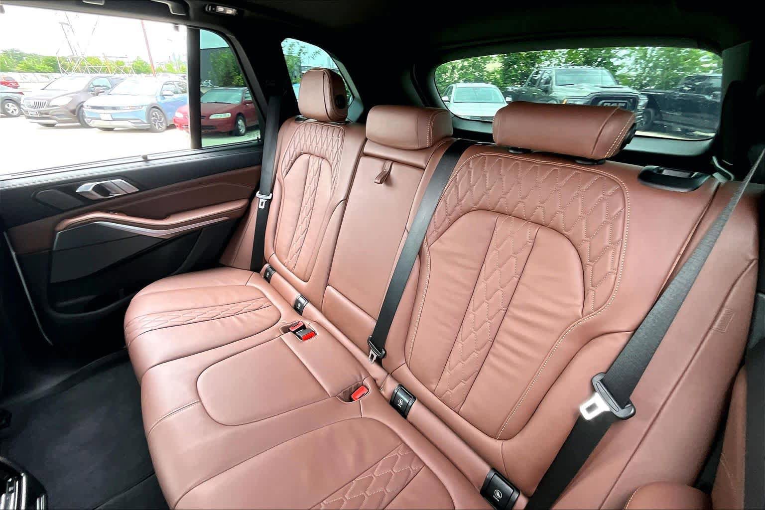 Used 2020 BMW X5 M50i AWD/4WD image 20
