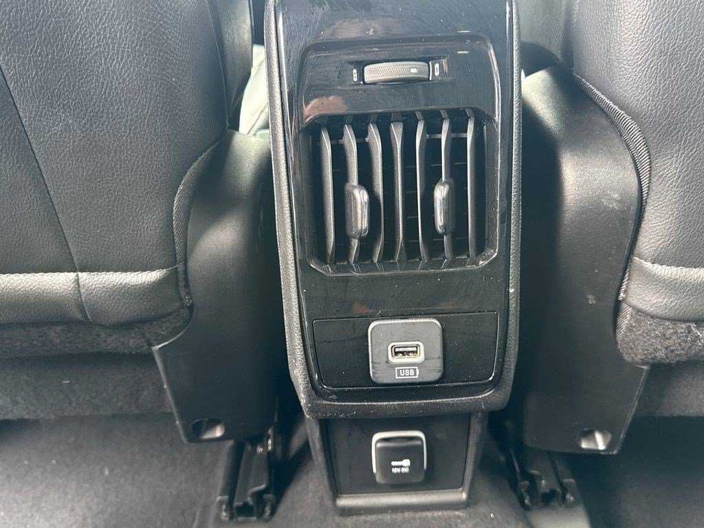 Used 2022 Jeep Compass Limited AWD/4WD image 18