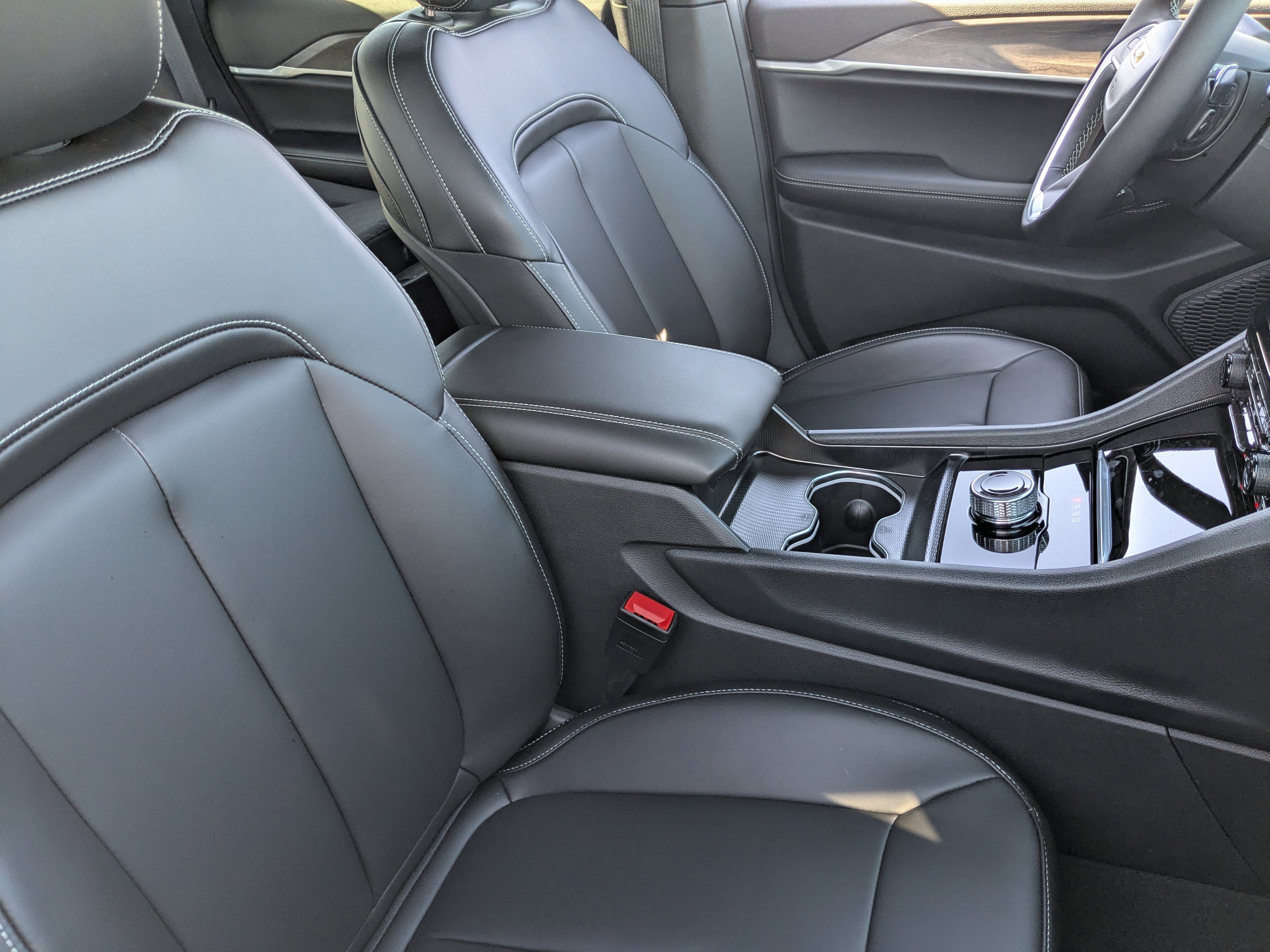 New 2025 Jeep Grand Cherokee Limited w/ Black Appearance Package RWD image 7