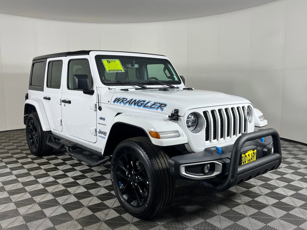 Used 2022 Jeep Wrangler Unlimited Sahara image 3