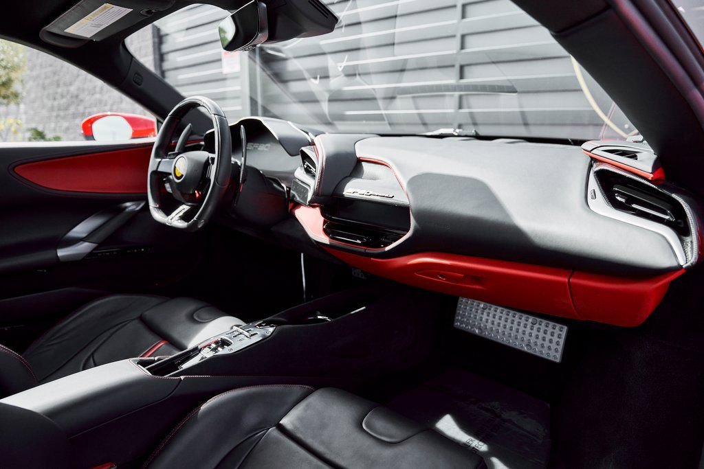 Used 2021 Ferrari SF90 Stradale image 40