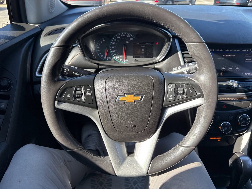 Certified 2021 Chevrolet Trax LT w/ Driver Confidence Package image 23