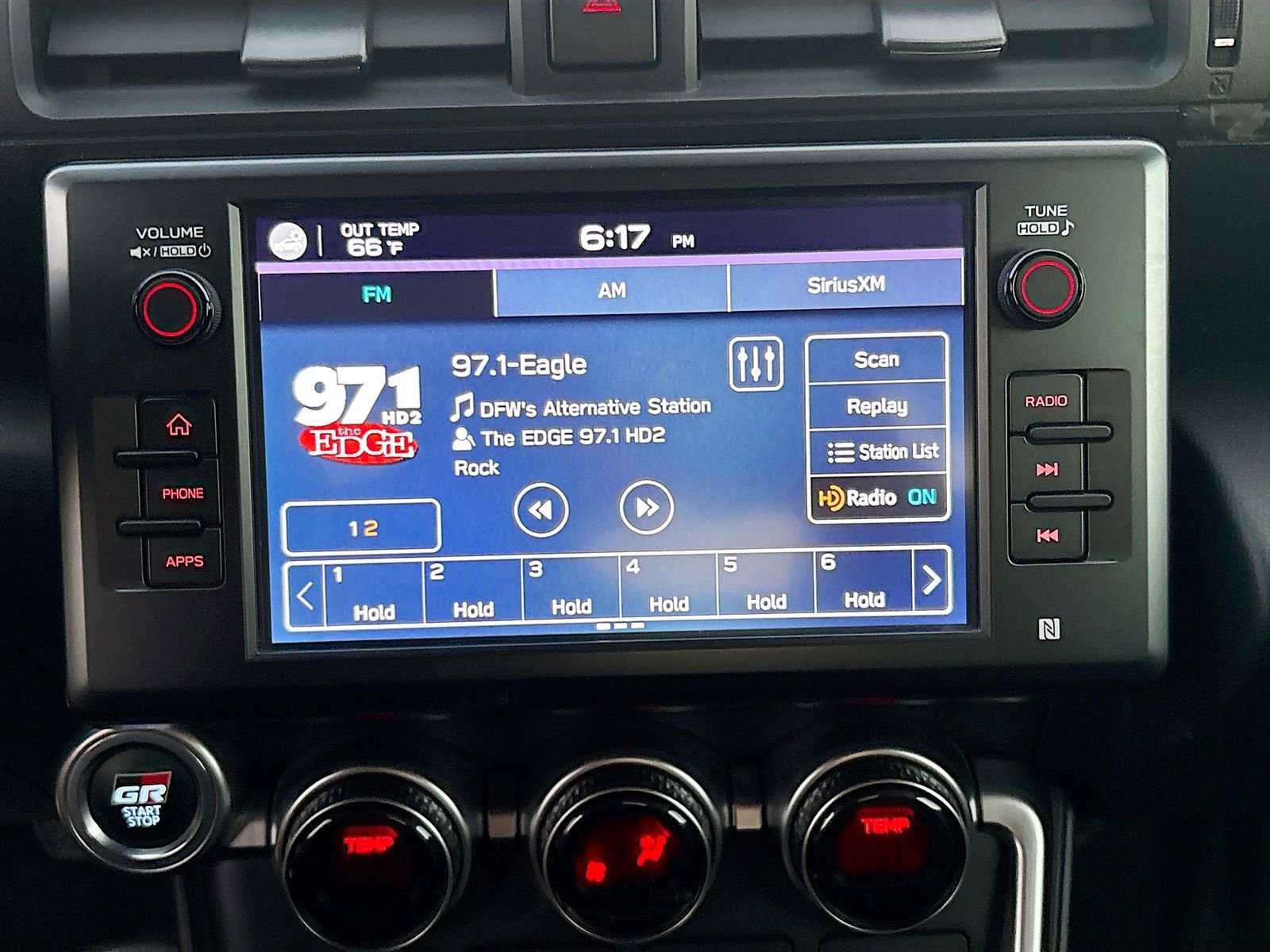 Used 2022 Toyota GR86 w/ ALL Weather Mat Package (TMS) image 14