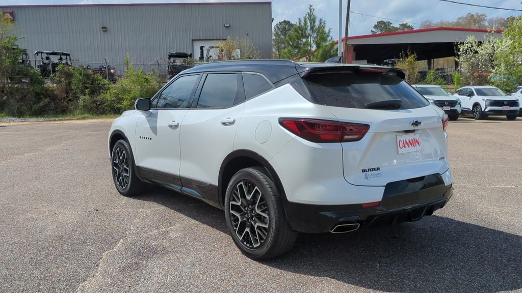 Used 2023 Chevrolet Blazer RS w/ Driver Confidence II Package image 7