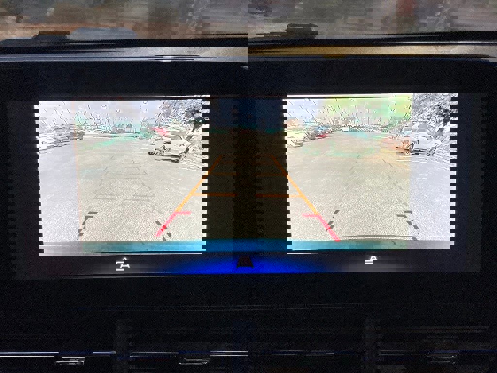 Used 2024 Chevrolet Trax LT image 19