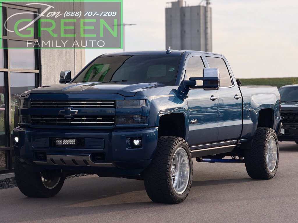 Used 2015 Chevrolet Silverado 2500 High Country w/ Duramax Plus Package AWD/4WD image 1