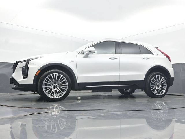 Certified 2024 Cadillac XT4 Premium Luxury AWD/4WD image 45