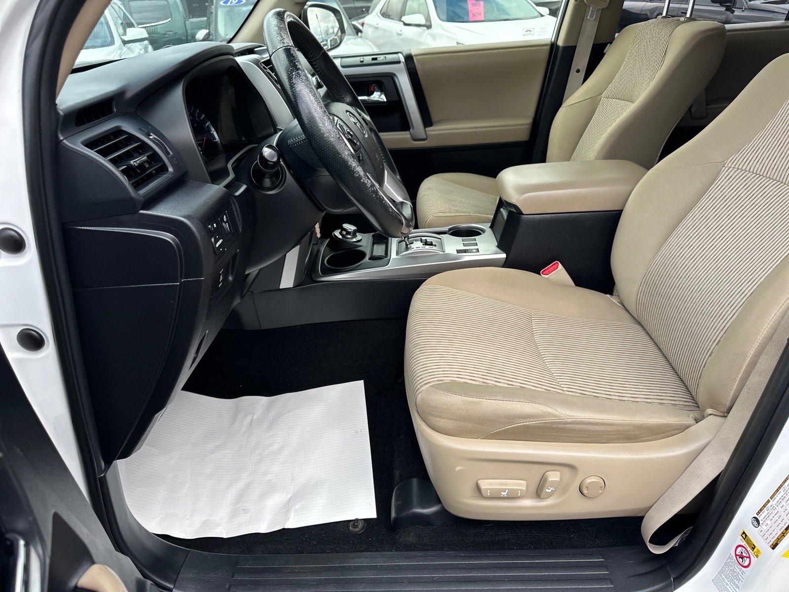 Used 2016 Toyota 4Runner SR5 image 16