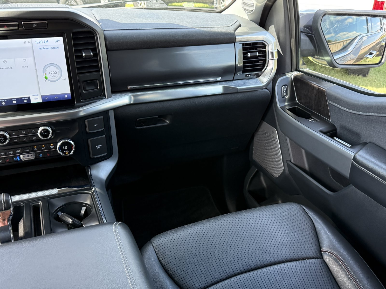 Used 2021 Ford F150 Lariat w/ Equipment Group 502A High AWD/4WD image 19