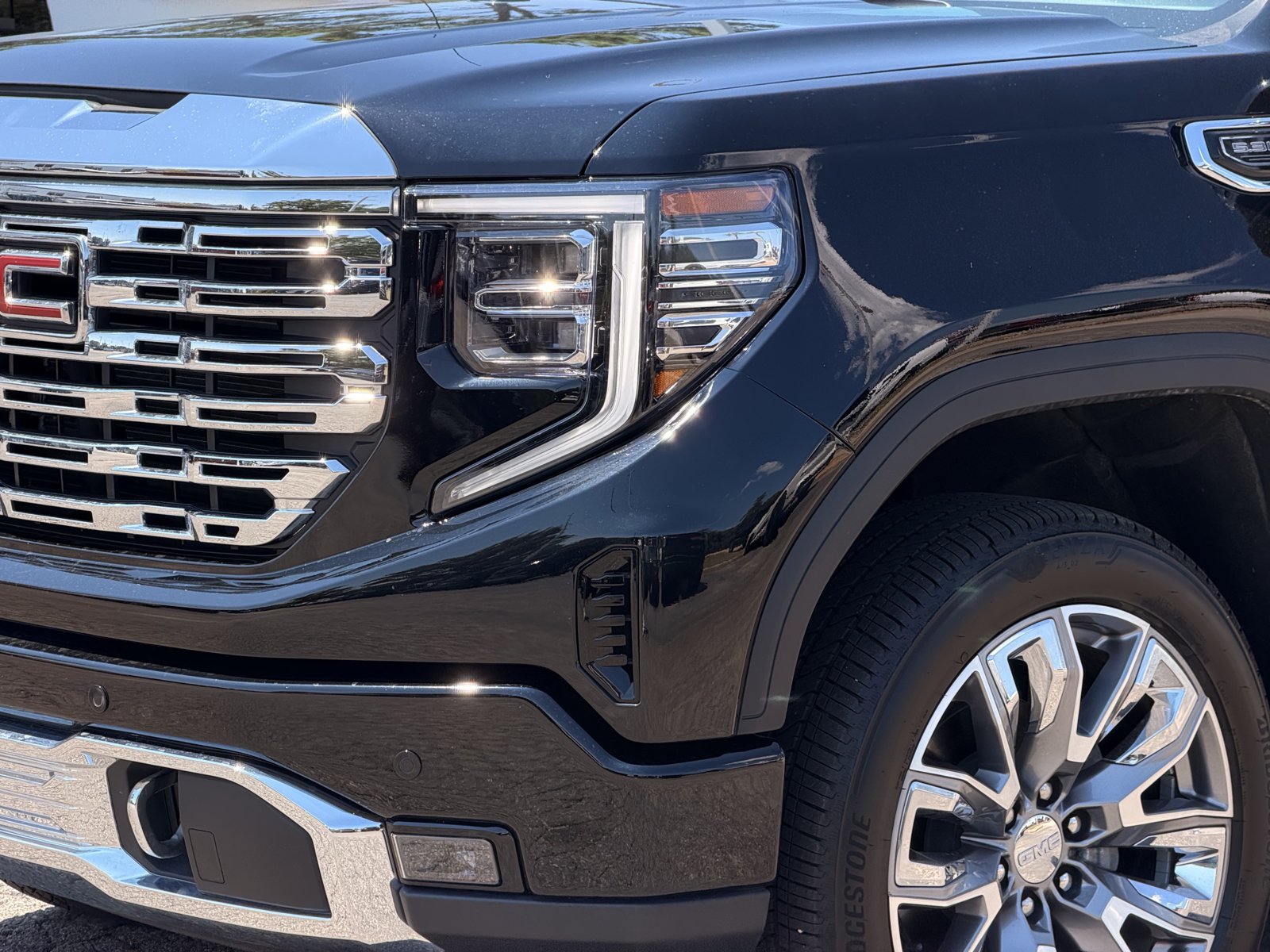 Used 2026 GMC Sierra 1500 Denali w/ Denali Reserve Package AWD/4WD image 42